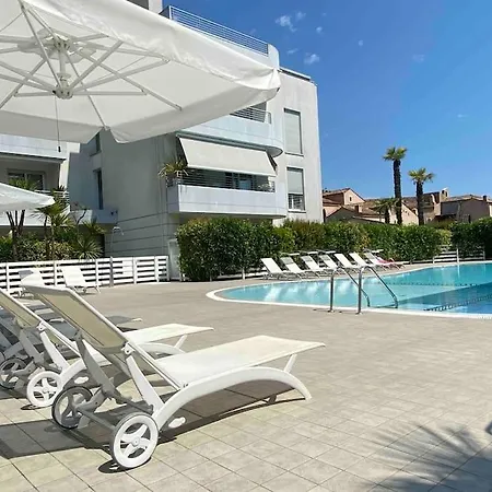 Apartamento Luxury Centre. Pool. Beach And Shopping
